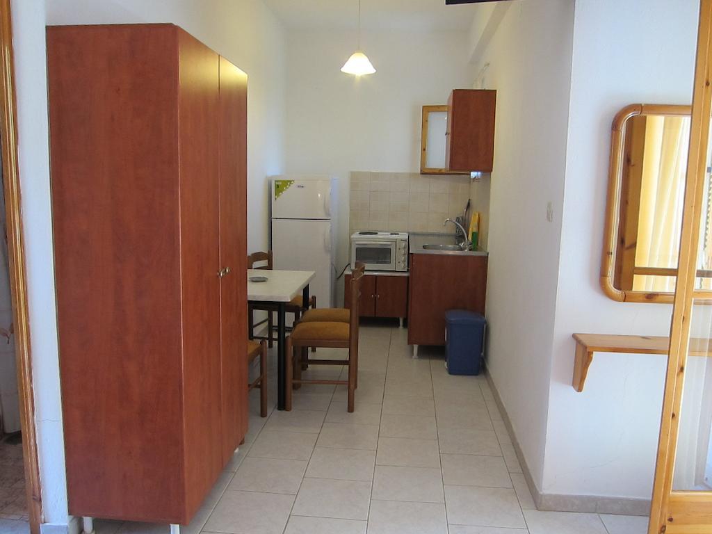 Artolithia Apartments Ríza Екстериор снимка