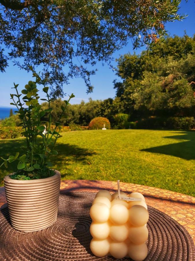 Artolithia Apartments Ríza Екстериор снимка
